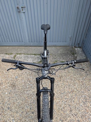 Gebrauchtes Cannondale Habit Shimano Deore XT 2024 Mountainbike, Hellgrau — Bild 4 von 8
