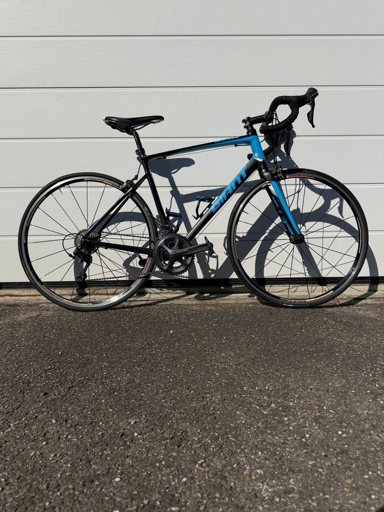 Gebrauchtes Giant Defy Shimano Ultegra 2018 Road & Gravel, Schwarz — Bild 6 von 6