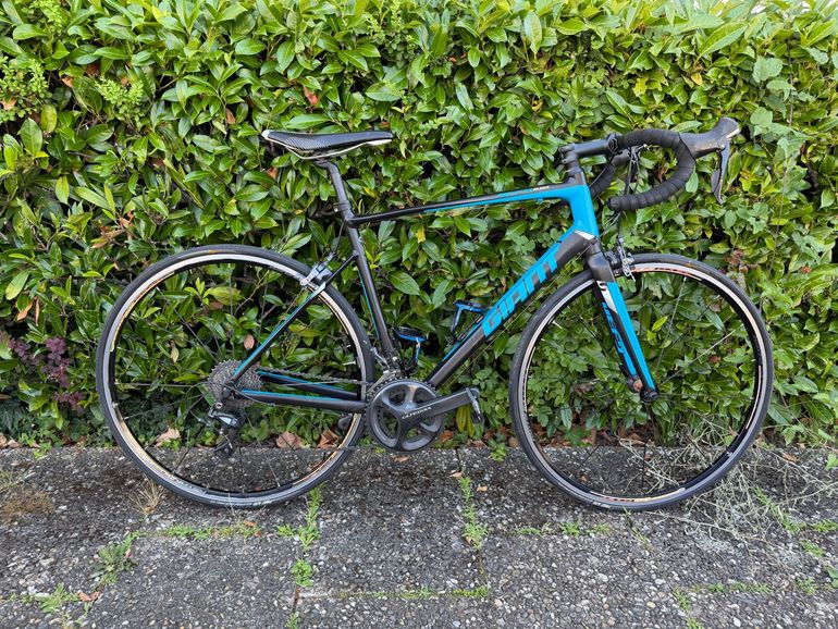 Gebrauchtes Giant Defy Shimano Ultegra 2018 Road & Gravel, Schwarz — Bild 3 von 6