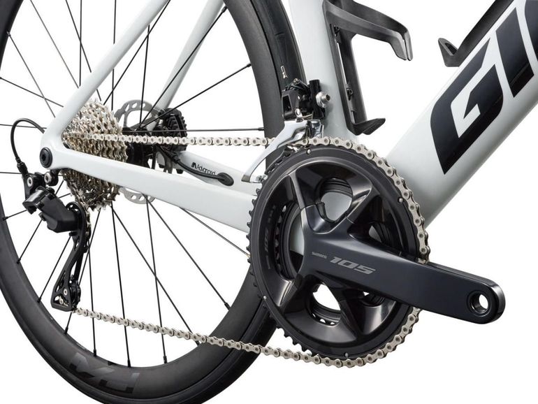 Used Giant Propel Advanced 2 2027 2027 Road & Gravel, White — image 3 of 11
