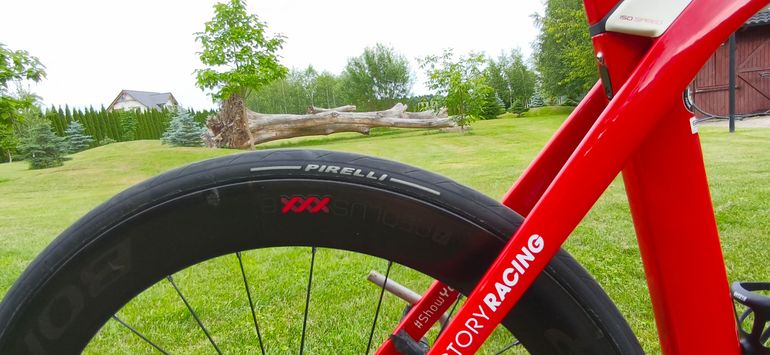 Used Trek Madone SLR 8 Disc 2019 2019 Road & Gravel, Red — image 4 of 10