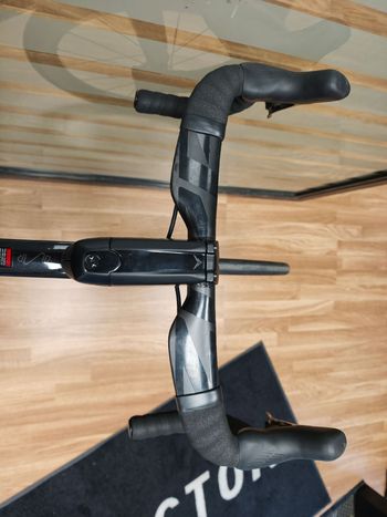 Używany Felt AR Advanced Ultegra Di2 2025 2025 Road & Gravel — zdjęcie 6 z 19