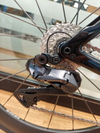Używany Felt AR Advanced Ultegra Di2 2025 2025 Road & Gravel — zdjęcie 4 z 19