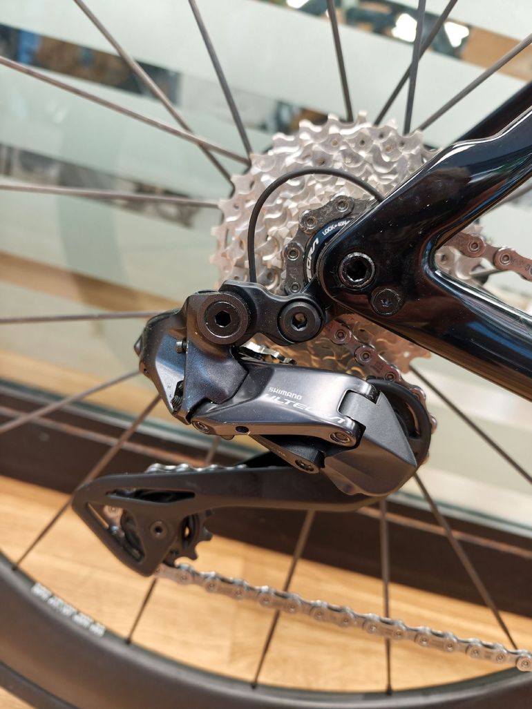 Używany Felt AR Advanced Ultegra Di2 2025 2025 Road & Gravel — zdjęcie 4 z 19