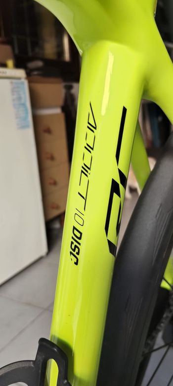 Używany Scott Addict 20 disc 2020 2020 Road & Gravel — zdjęcie 4 z 7