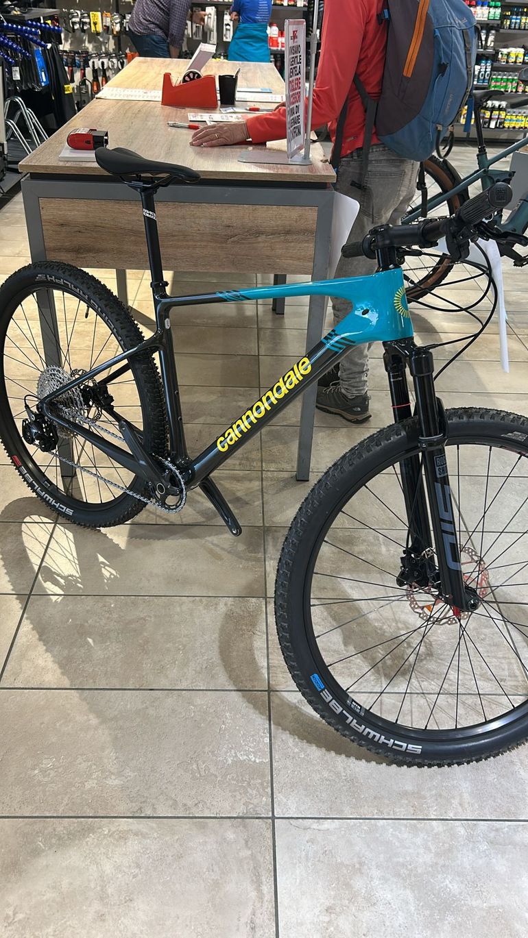 Używany Cannondale Scalpel HT Carbon 3 2026 2026 Mountainbike — zdjęcie 2 z 3