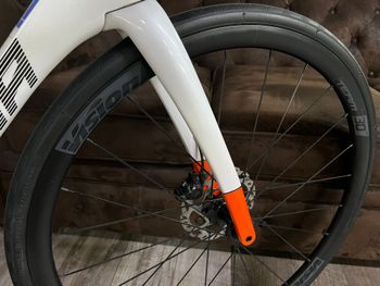 Used Berria BELADOR ELITE 105 2025 2025 Road & Gravel, White — image 11 of 18