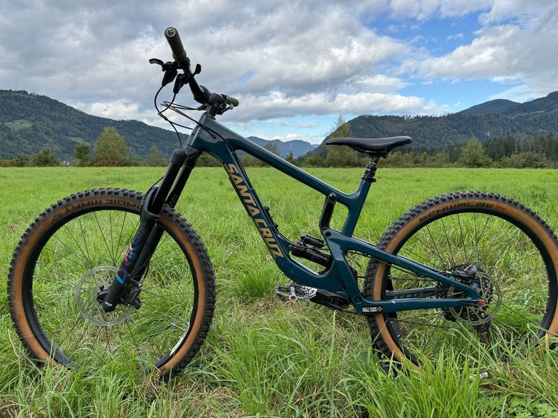 Used Santa Cruz Nomad C R 2018 2018 Mountainbike, Green, 27.5 — image 2 of 9