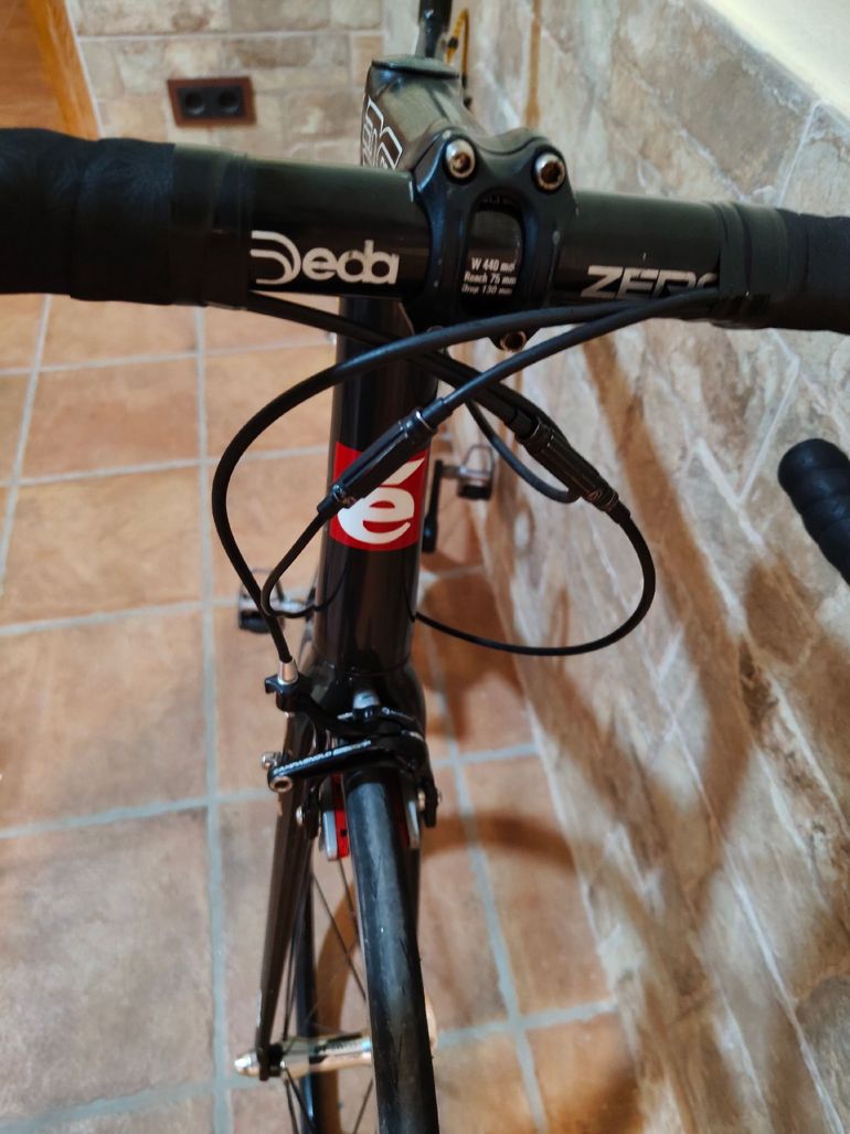 Używany Cervélo R5 Campagnolo Record 2012 Road & Gravel — zdjęcie 8 z 10