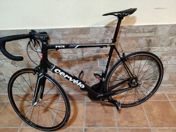 Used Cervélo R5 Campagnolo Record 2012 Road & Gravel, Black — image 2 of 10