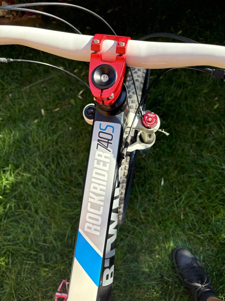 Used BTWIN ROCKRIDER Custom Other Shimano 2017 Mountainbike, White — image 2 of 12