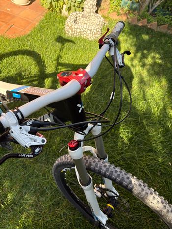 Used BTWIN ROCKRIDER Custom Other Shimano 2017 Mountainbike, White — image 3 of 12