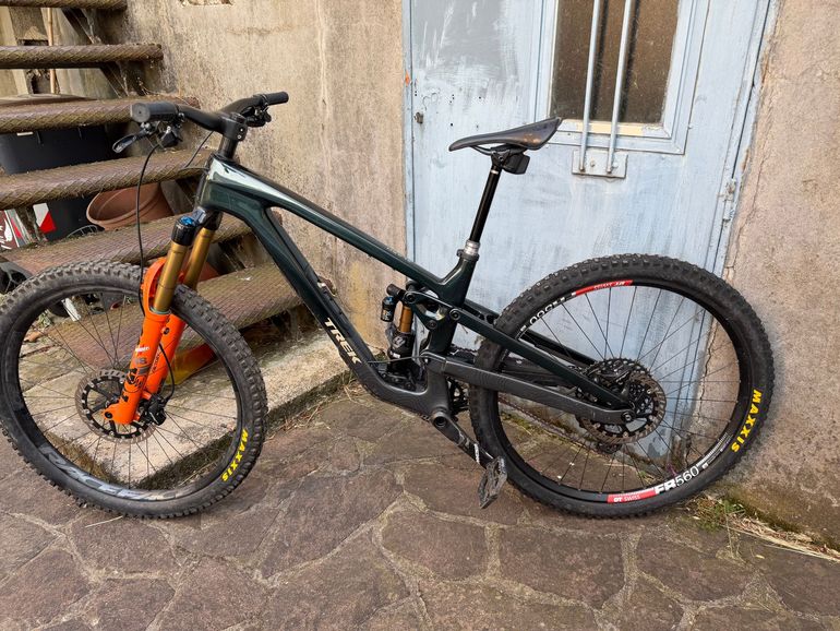 Used Trek Slash SRAM XX Eagle AXS (T-Type) 2025 Mountainbike, Green — image 6 of 6