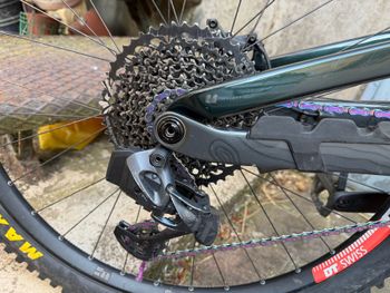 Used Trek Slash SRAM XX Eagle AXS (T-Type) 2025 Mountainbike, Green — image 4 of 6