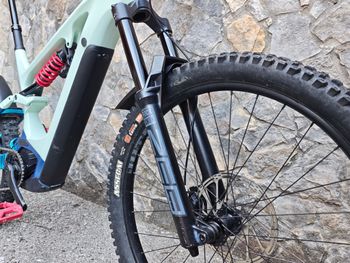 Używany Cannondale Moterra Neo Carbon LT 2 2023 2023 Mountainbike — zdjęcie 2 z 8