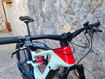 Używany Cannondale Moterra Neo Carbon LT 2 2023 2023 Mountainbike — zdjęcie 3 z 8