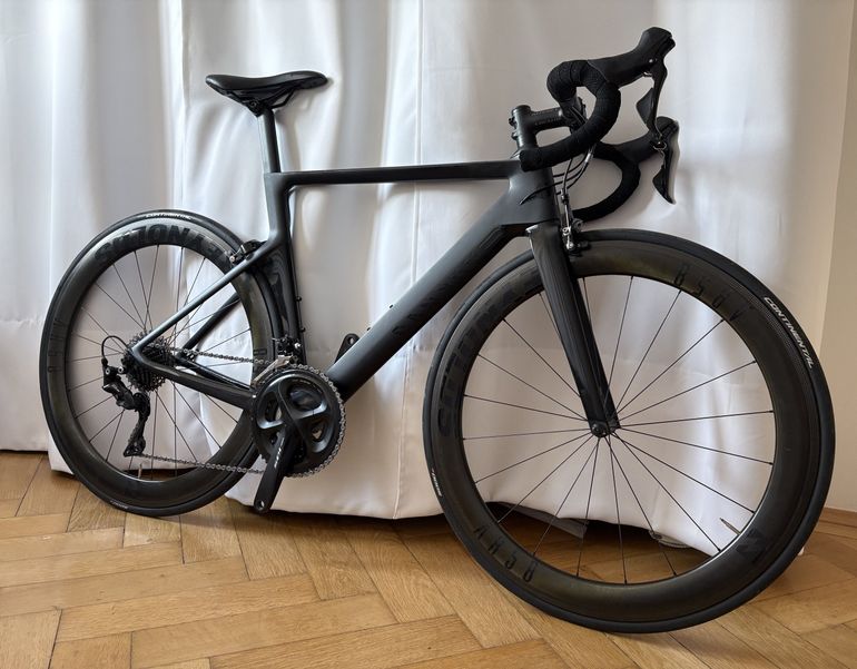 Używany Canyon Aeroad CF SL 7.0 2020 2020 Road & Gravel — zdjęcie 2 z 10