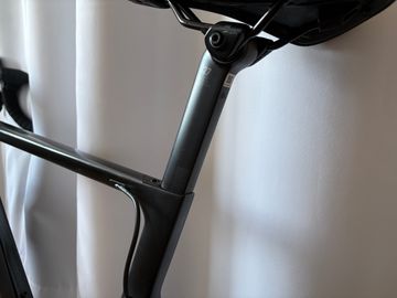 Używany Canyon Aeroad CF SL 7.0 2020 2020 Road & Gravel — zdjęcie 4 z 14