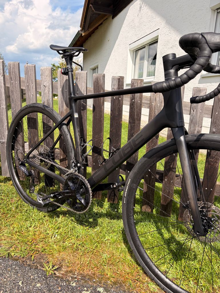Used CUBE ATTAIN C:62, RACE 2026 2026 Road & Gravel, Black — image 3 of 6