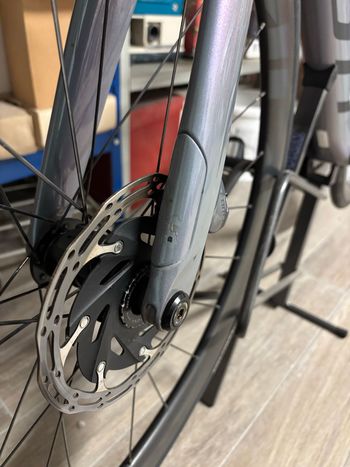 Used Scott Addict 10 2022 2022 Road & Gravel, Light Gray — image 3 of 11
