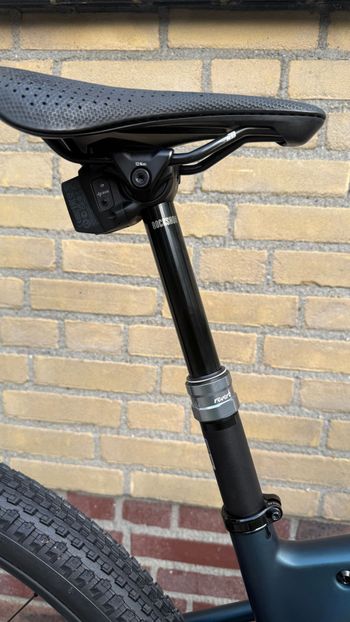 Used Specialized Epic World Cup Expert - SRAM GX AXS, RockShox Select+ 2025 2025 Mountainbike, Green, 29 — image 5 of 12