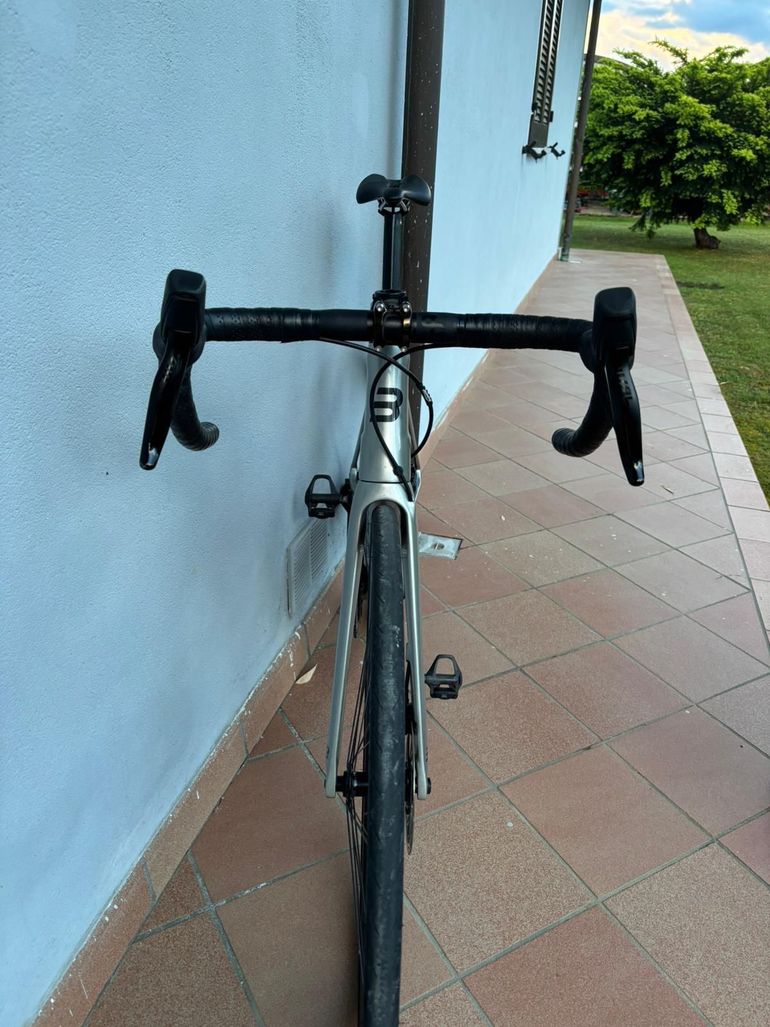 Used Basso Astra Sram Rival 2×12 ETAP AXS 2024 2024 Road & Gravel, Light Gray — image 2 of 5