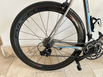 Used Bianchi Intenso 105 2018 2018 Road & Gravel, Light Gray — image 4 of 7