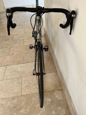 Używany Bianchi Intenso 105 2018 2018 Road & Gravel — zdjęcie 5 z 7
