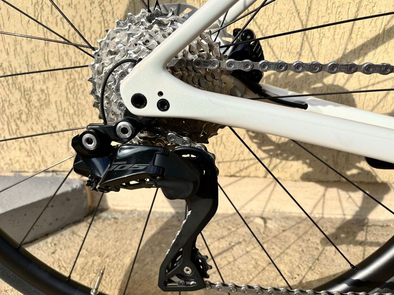Używany Specialized Roubaix SL8 Comp 2025 2025 Road & Gravel — zdjęcie 5 z 9