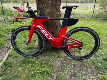 Used Felt IA16 2018 2018 Road & Gravel, Red — image 1 of 12