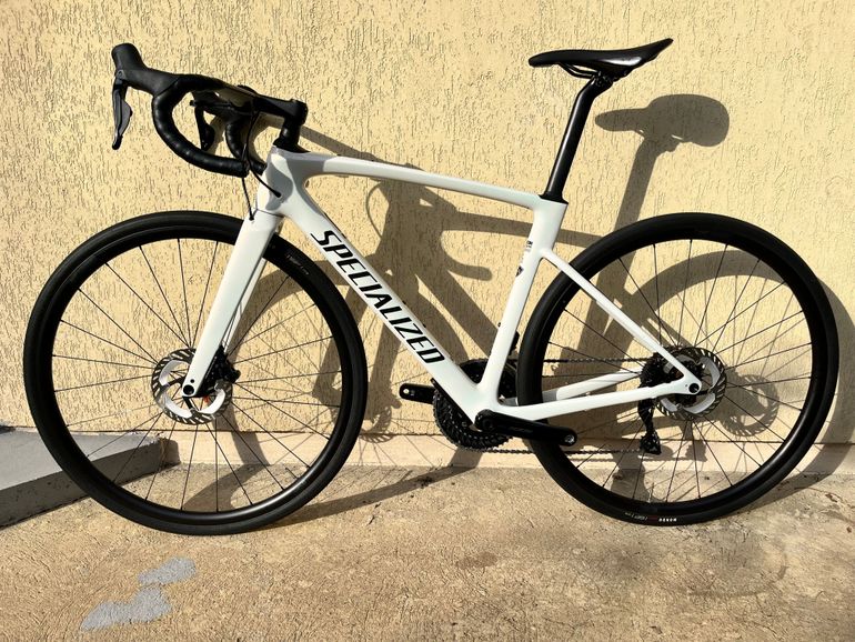 Used Specialized Roubaix SL8 Comp 2025 Frameset 2025 Road & Gravel, White — image 4 of 5