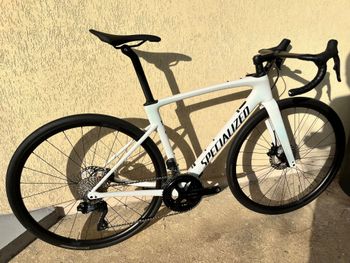 Used Specialized Roubaix SL8 Comp 2025 Frameset 2025 Road & Gravel, White — image 3 of 5