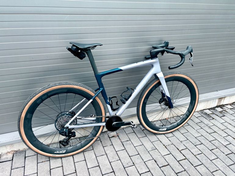 Used Specialized Crux 5 Comp - SRAM Rival XPLR 2027 Frameset 2027 Road & Gravel, Light Gray — image 3 of 7