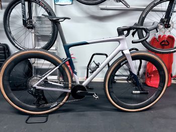 Used Specialized Crux 5 Comp - SRAM Rival XPLR 2027 Frameset 2027 Road & Gravel, Light Gray — image 6 of 7