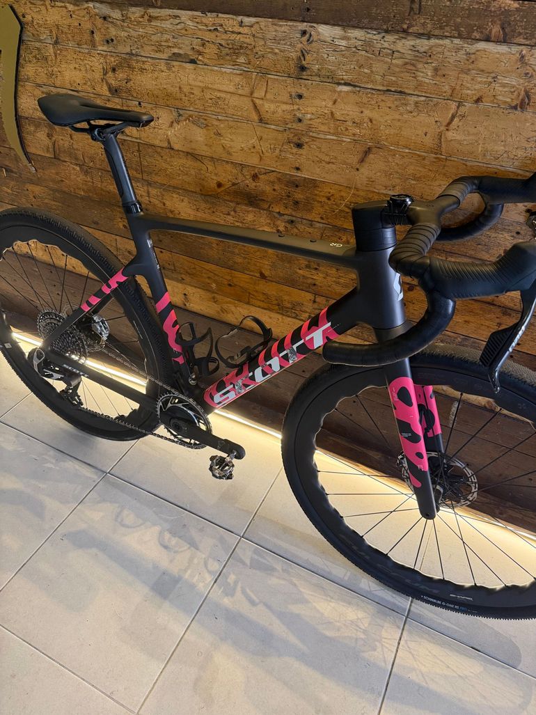 Used Scott Addict RC Frameset 2026 Road & Gravel, Black — image 9 of 9