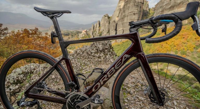 Used Orbea ORCA M21eLTD PWR 2023 2023 Road & Gravel, Red — image 2 of 4