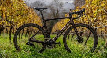 Used Orbea ORCA M21eLTD PWR 2023 2023 Road & Gravel, Red — image 3 of 4