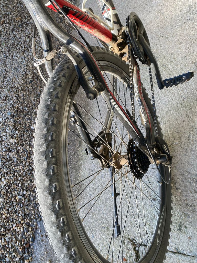 Olympia Custom Other Shimano - Mountainbike 2011 Mountainbike usato, Nero — immagine 2 di 4