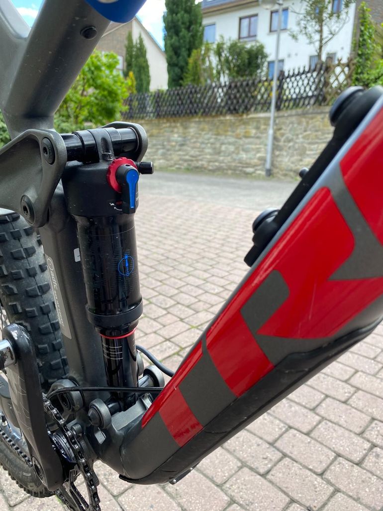 Używany Trek Remedy 7 2019 2019 Mountainbike — zdjęcie 5 z 8