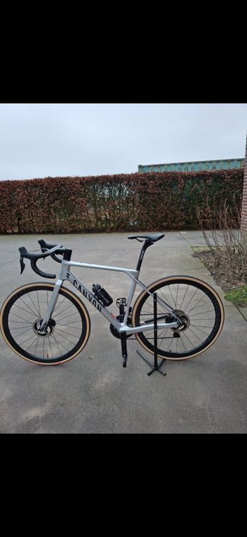 Brugt Canyon Endurace CF 7 Di2 2025 2025 Road & Gravel