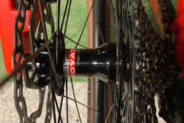 Used BMC Fourstroke 01 ONE 2021 2021 Mountainbike, Red, 29 — image 11 of 17
