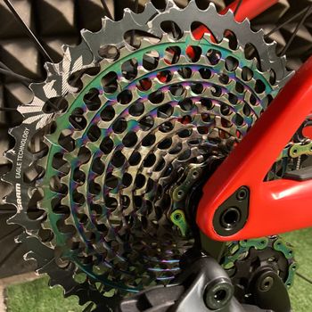 Używany BMC Fourstroke 01 ONE 2021 2021 Mountainbike — zdjęcie 5 z 20