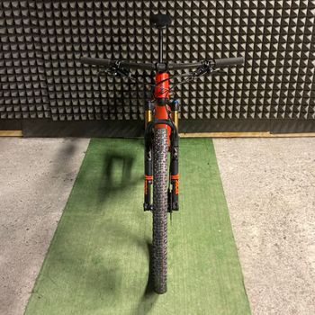 Używany BMC Fourstroke 01 ONE 2021 2021 Mountainbike — zdjęcie 11 z 20