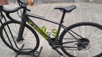 Gebrauchtes Trek Domane AL 3 Disc 2022 2022 Road & Gravel, Hellgrau — Bild 2 von 11