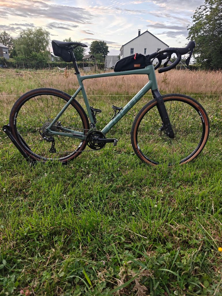 Tweedehands Focus ATLAS 6.8 2022 2022 Road & Gravel — afbeelding 1 van 8