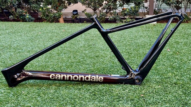 Used Cannondale Scalpel HT Hi-MOD Ultimate 2024 Frameset 2024 Mountainbike, Red, 29 — image 13 of 18
