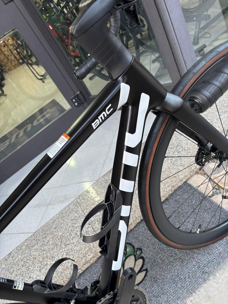 Używany BMC Teammachine SLR 01 SEVEN 2027 2027 Road & Gravel — zdjęcie 3 z 7
