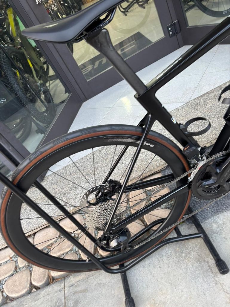 Używany BMC Teammachine SLR 01 SEVEN 2027 2027 Road & Gravel — zdjęcie 5 z 7