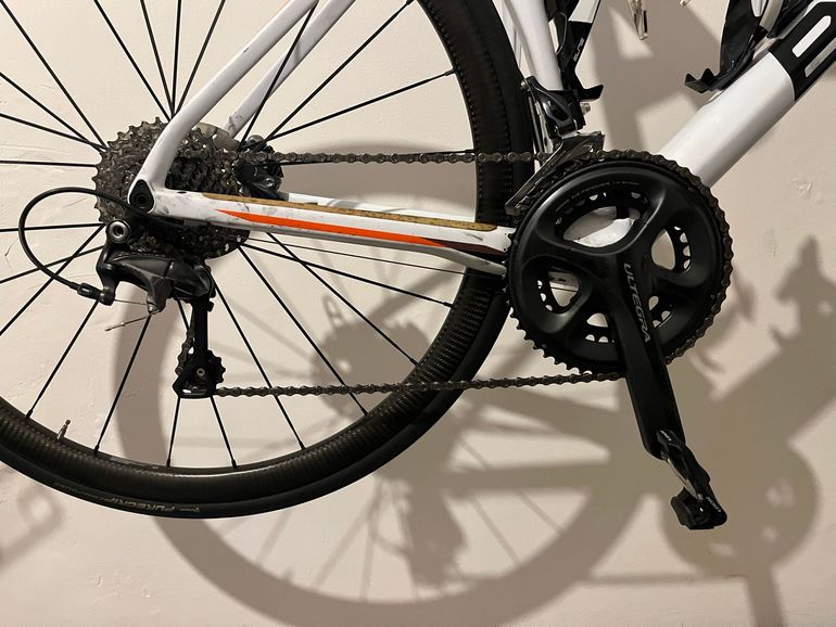 Used BMC Roadmachine Shimano Ultegra 2020 Road & Gravel, White — image 3 of 6