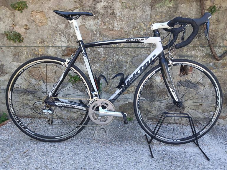 Použité Vektor Custom Shimano Tiagra 2012 Road & Gravel — obrázek 1 z 10